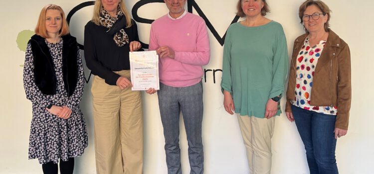 Gesamtschule Mücke wird für Berufsorientierung ausgezeichnet Gesamtschule Mücke wird für Berufsorientierung ausgezeichnet