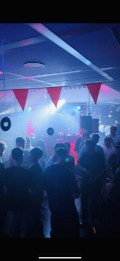 55 Jahre Gesamtschule Mücke – Discoabend für die Schülerschaft